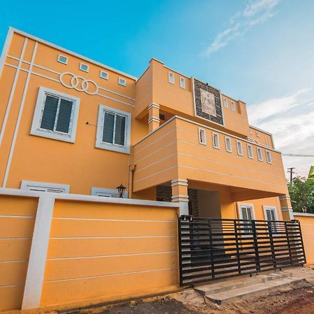 Saffron Vilva Hotel Puduccseri Kültér fotó