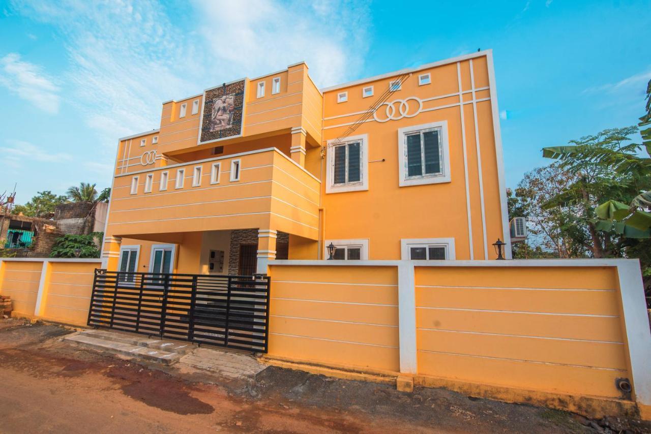 Saffron Vilva Hotel Puduccseri Kültér fotó