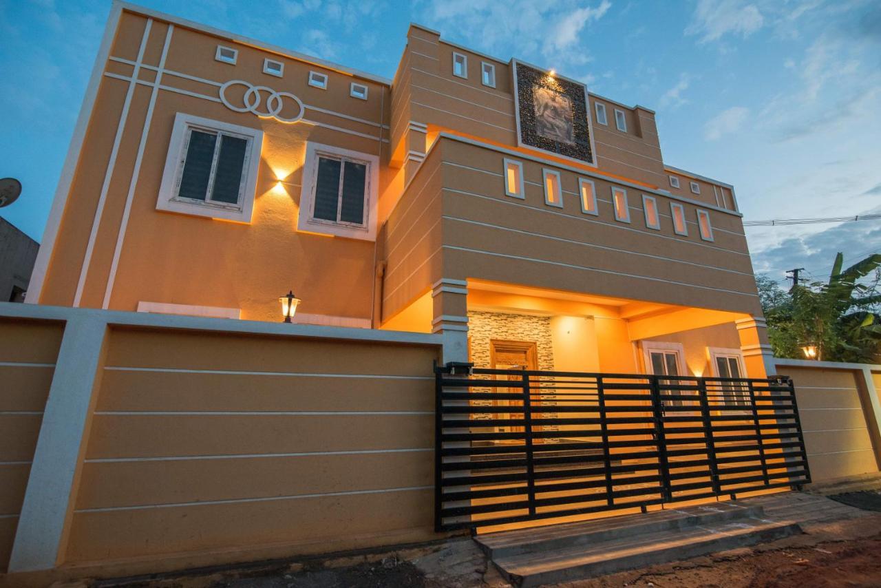 Saffron Vilva Hotel Puduccseri Kültér fotó