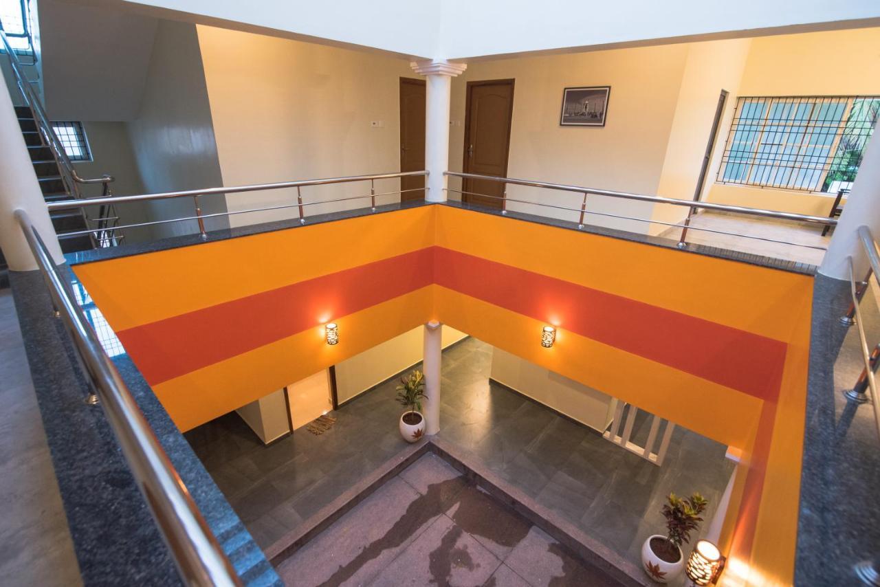 Saffron Vilva Hotel Puduccseri Kültér fotó