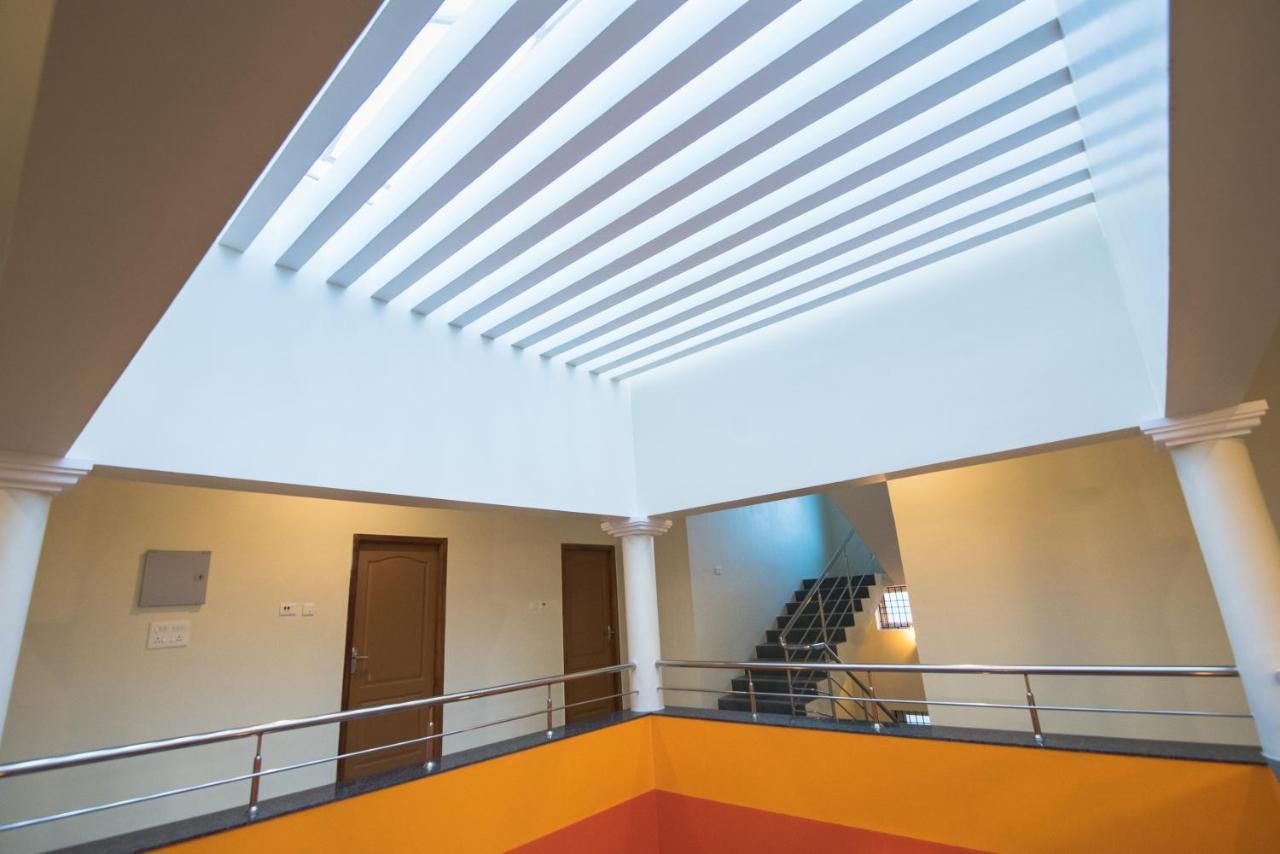Saffron Vilva Hotel Puduccseri Kültér fotó