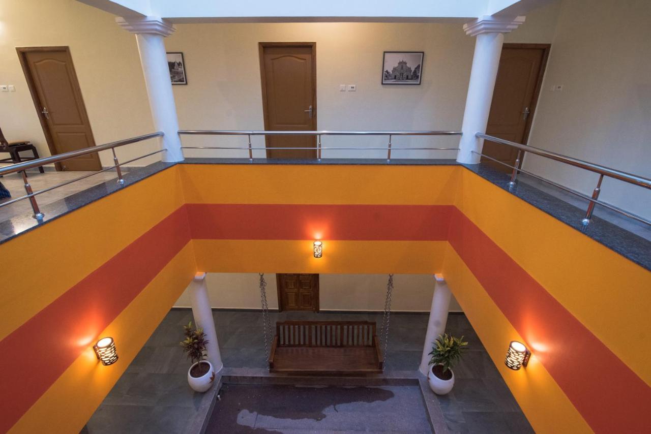 Saffron Vilva Hotel Puduccseri Kültér fotó